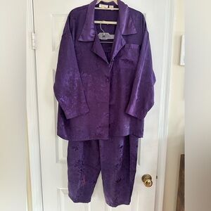 Vintage Victoria’s Secret Silky Purple Pajama Set Brocade Detailing